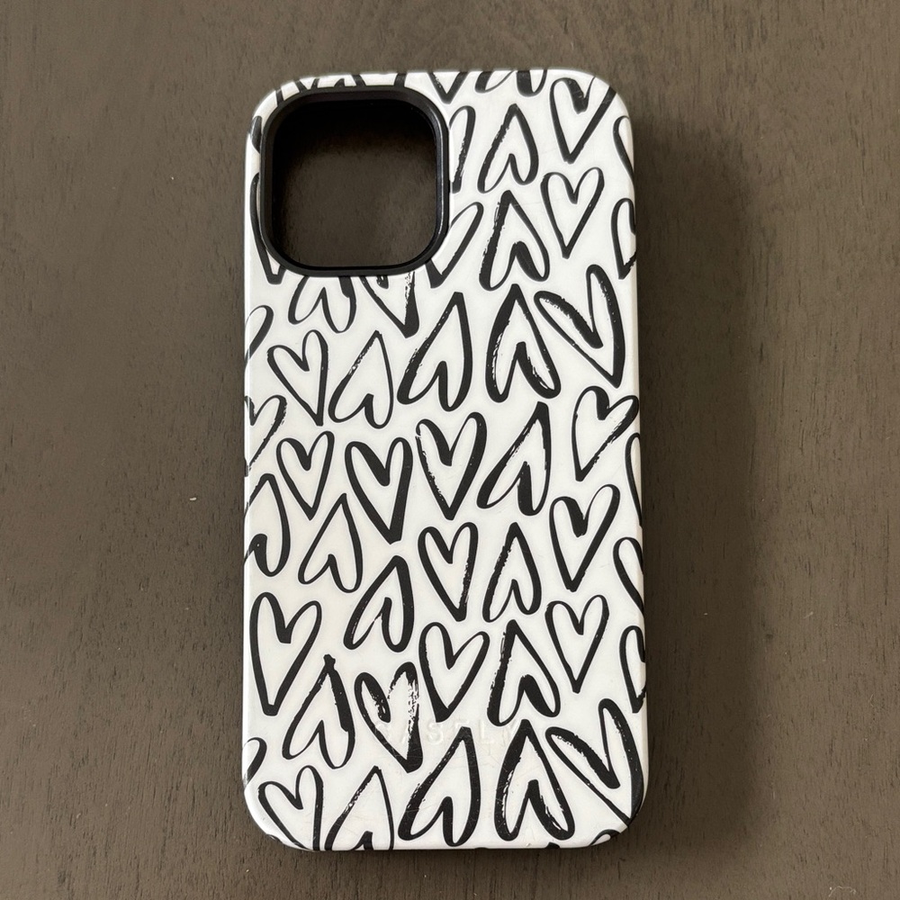 Stylish Black and White Heart Pattern Phone Case